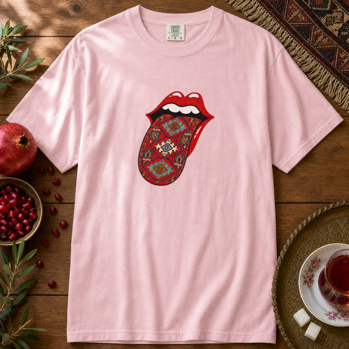 Hot Lips Premium Tee - Blossom