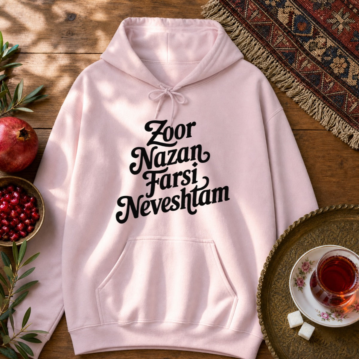 Zoor Nazan Farsi Neveshtam Hoodie - Light Pink
