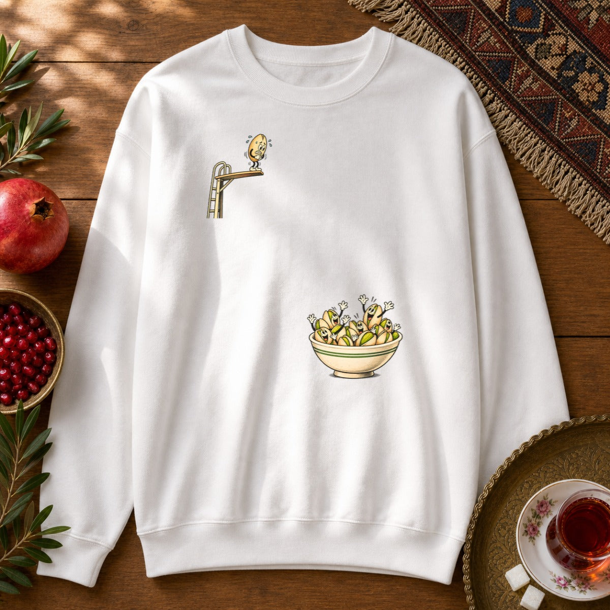 Diving Pistachio Sweatshirt - White